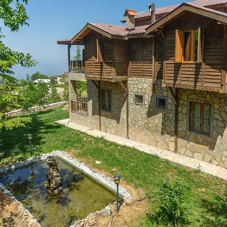 Feslikan Chalet Chalet