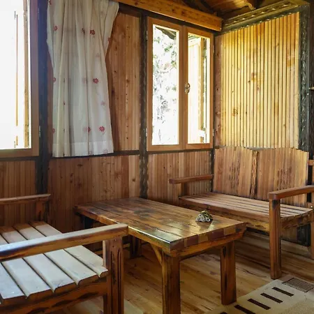 Feslikan Chalet Alpehytte *